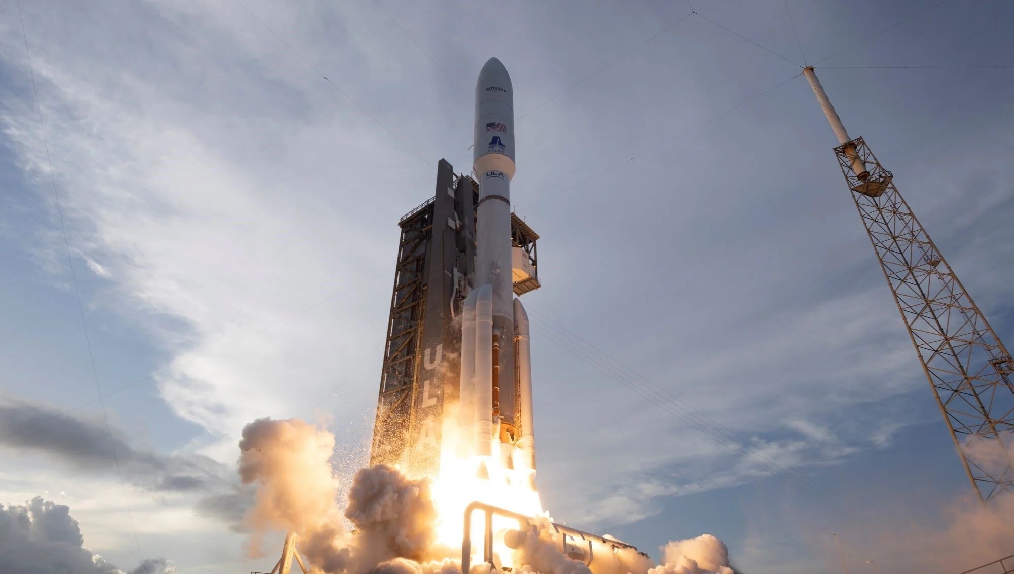 ULA Atlas V 发射 Kuiper 卫星
