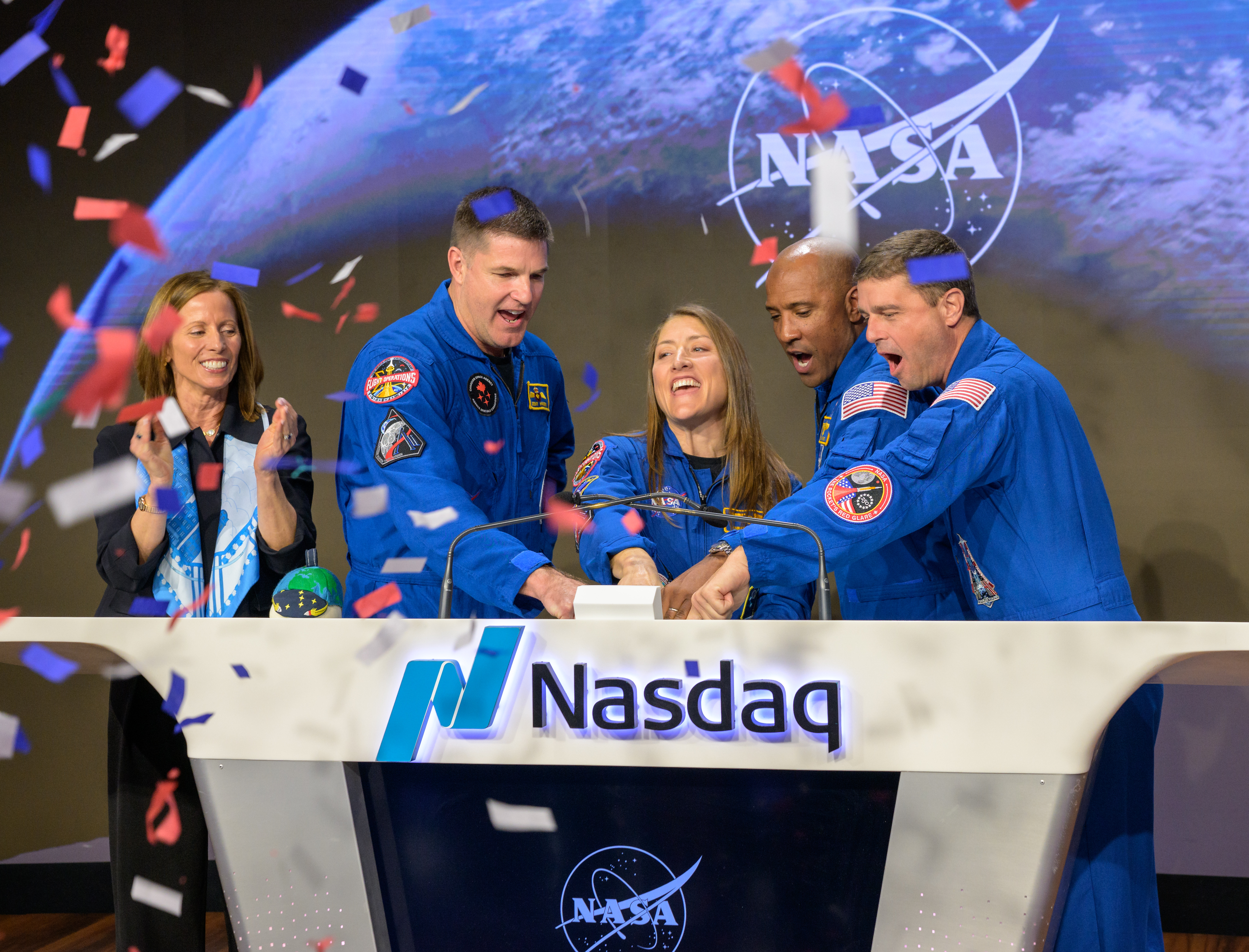 NASA Artemis II crew rings the Nasdaq closing bell (NASA image)