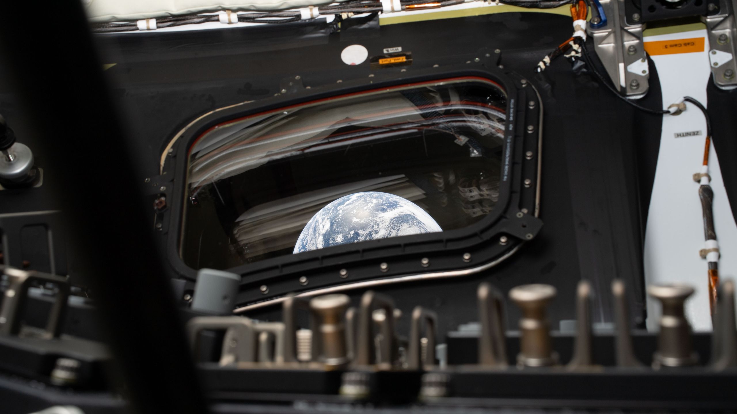 NASA Releases 12,000 Photos from Artemis II Mission, Showcasing Pre-Launch Preparations