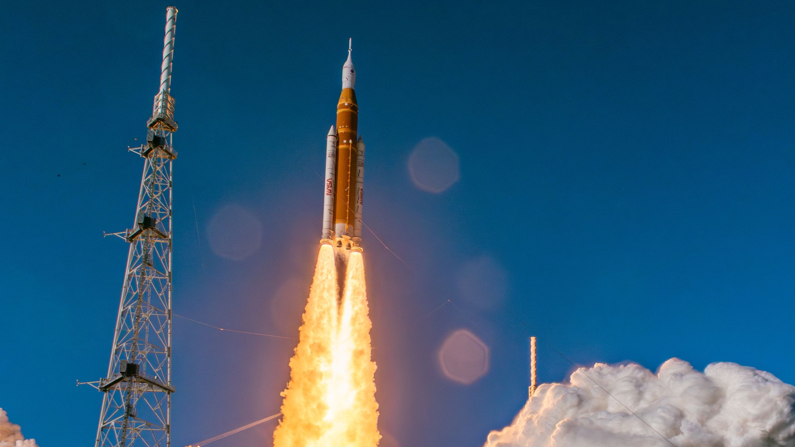 Artemis 2 Launch Draws Nearly 350,000 Visitors to Florida Space Coast