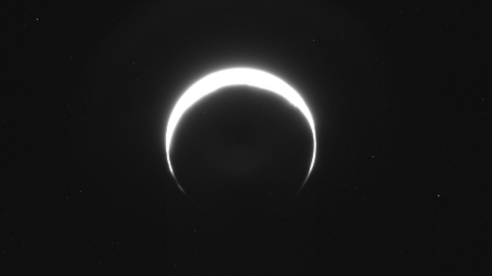 NASA's Asteroid-Bound Psyche Probe Captures Mars 'Eclipse' View During Flyby