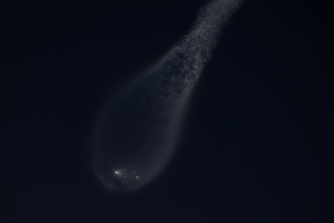 SpaceX Launches 29 Starlink Satellites from Cape Canaveral in Pre-Dawn Jellyfish Display