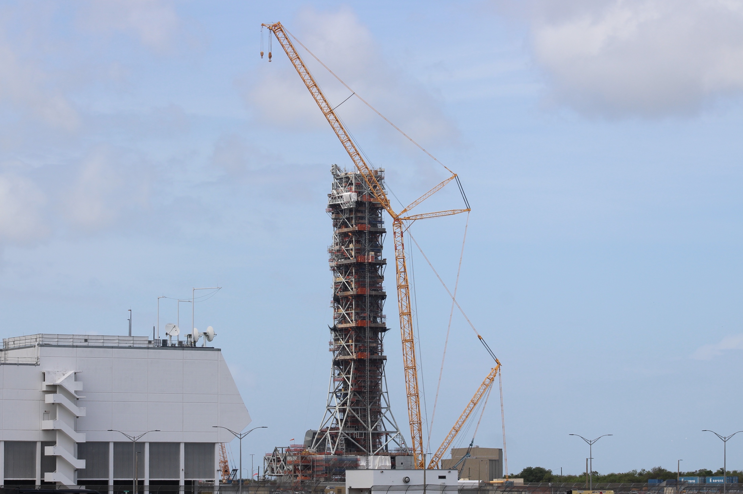 NASA 暂停 SLS 移动发射台 2(ML-2)建造工作,Artemis IV 及后续任务面临不确定性